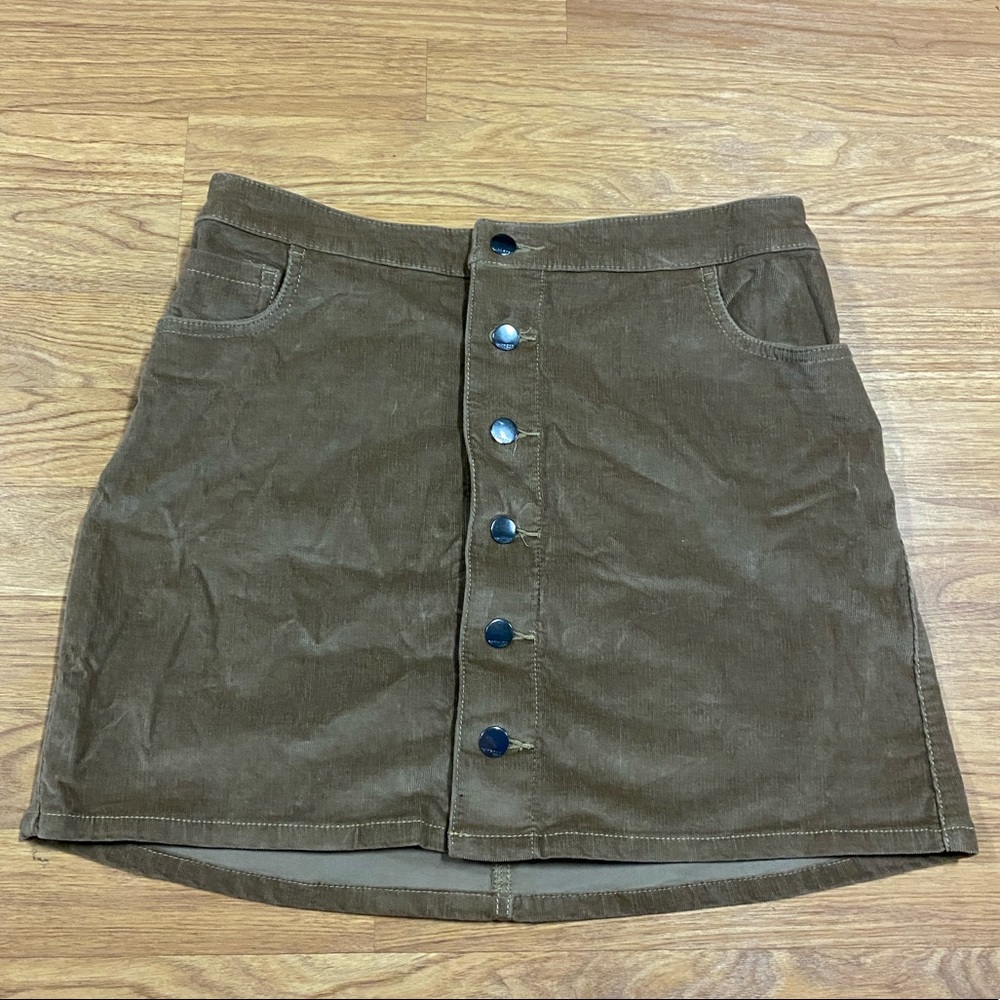 CORDUROY EXPRESS TAN BUTTON DOWN SKIRT